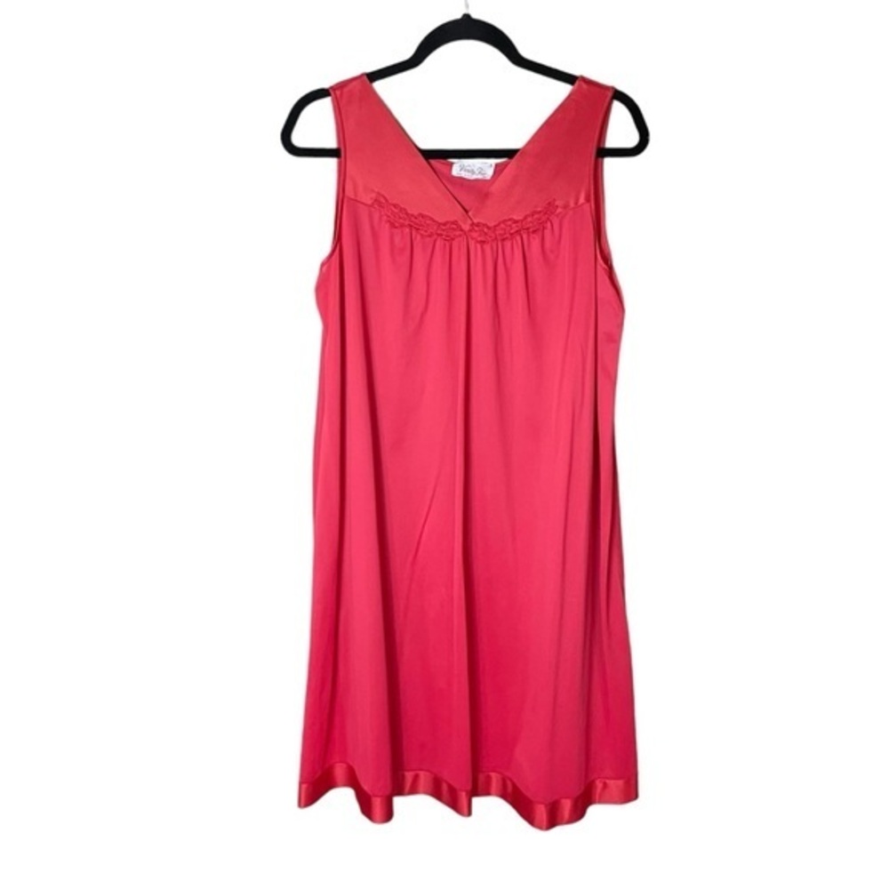 Vanity Fair Vintage Nightgown Red/Coral Midi Floral Appliqué Size Medium - Picture 1 of 8